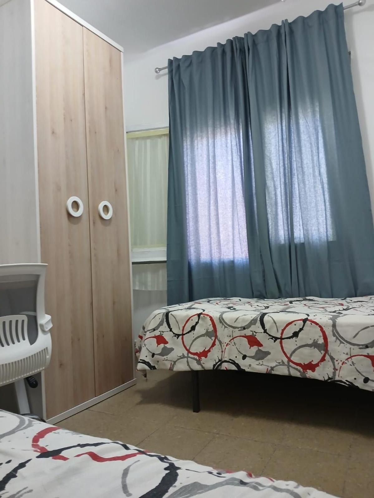 Hostal Ideal Gavà Extérieur photo